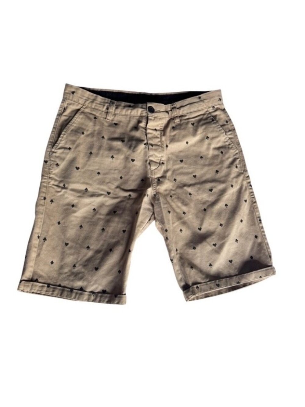 Divided Men's Sz 32  Tan Shorts w/ Hearts Clubs Diamonds Spades Cards